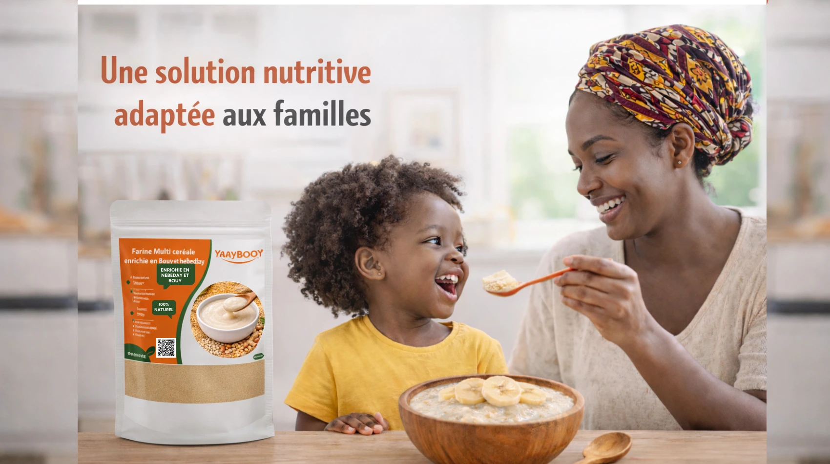 Une maman entrain de donner a manger son fils la farine enriche yaaybooy